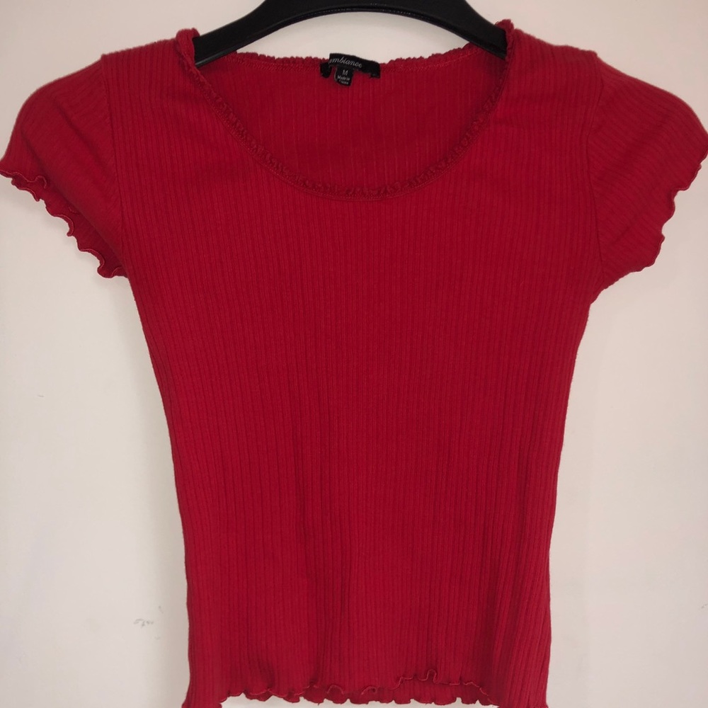 Red ribbed crop top❤️